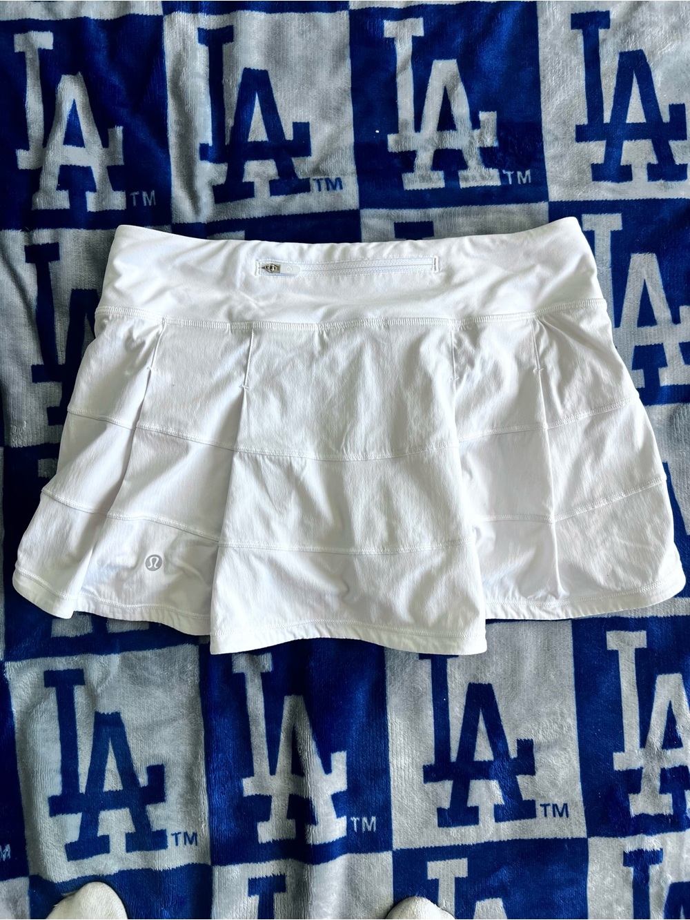 Lululemon Pace Rival Skirt Size 6 Regular Length in White
